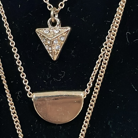 Gold tone triple strand rhinestone stone accent lariat necklace - Picture 7 of 8